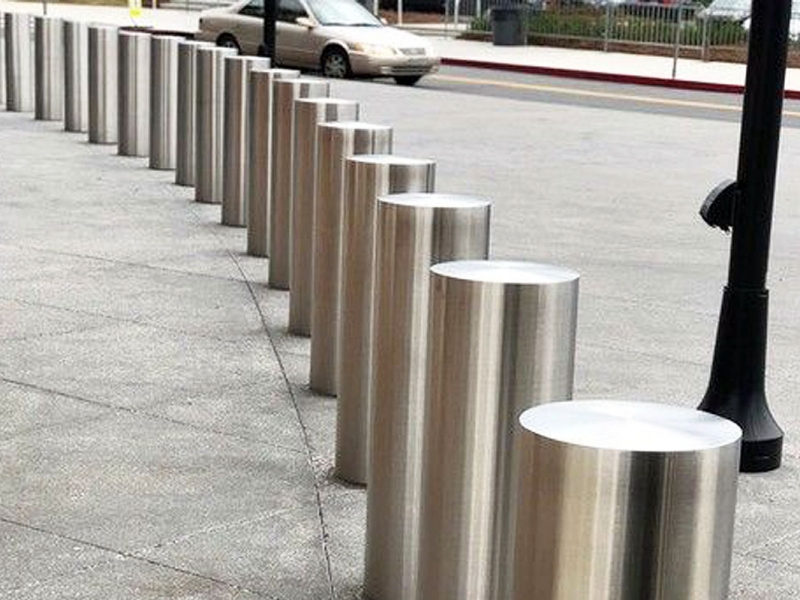 BOLLARD