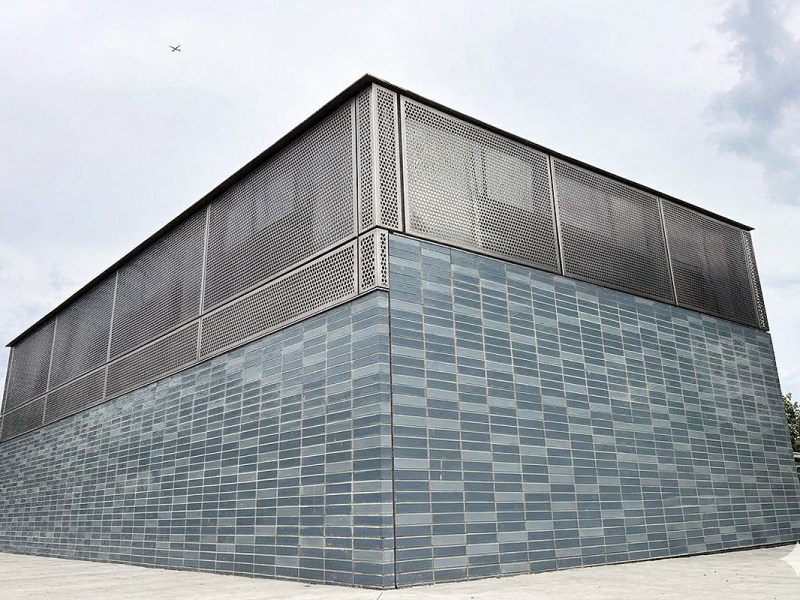 METAL FACADE
